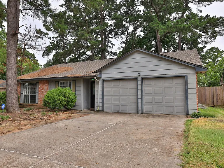 4623 Whispering Rock Ln — Photo 3