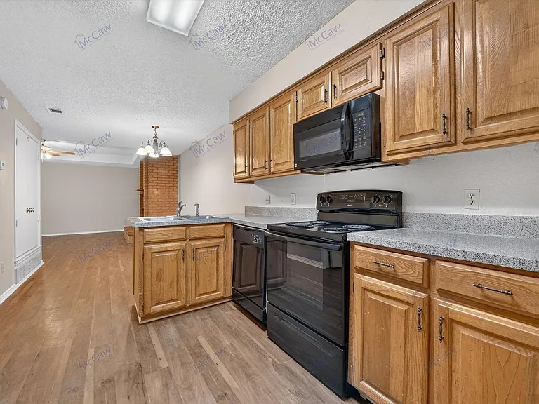 6310 Peggy Dr — Photo 9