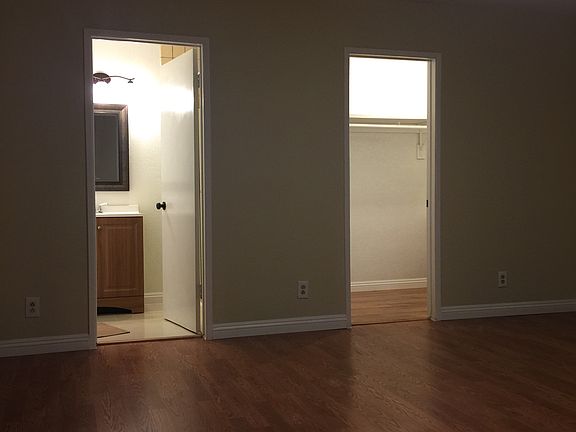 4th image of 18023 Horst Ave