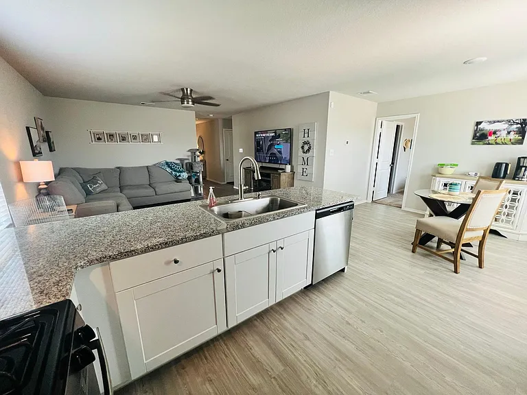 5356 Forbs Ln — Photo 5