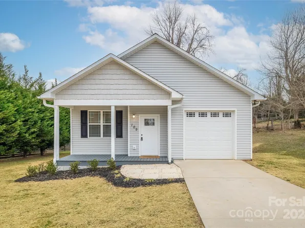 109 Williams St, Morganton, NC 28655