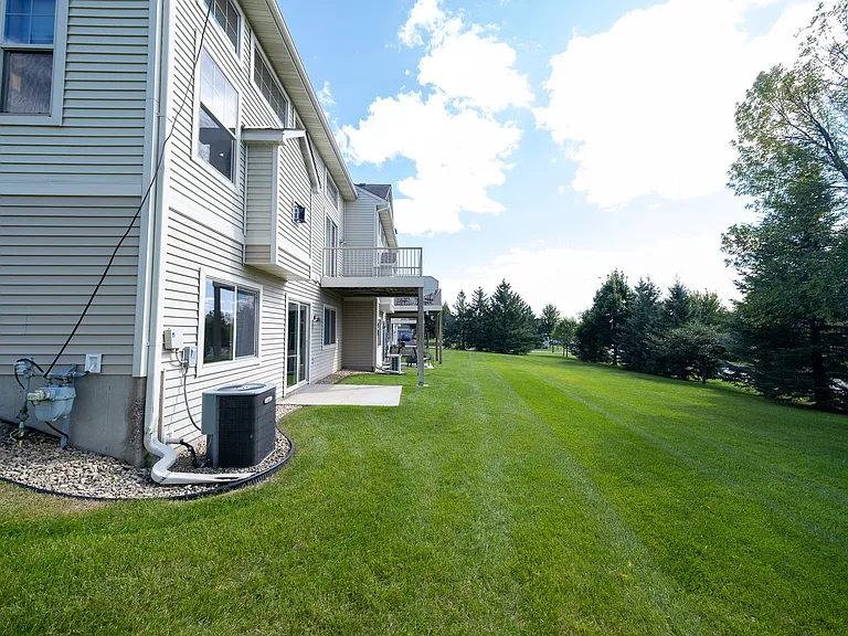 9726 Saint Andrews Dr — Photo 26