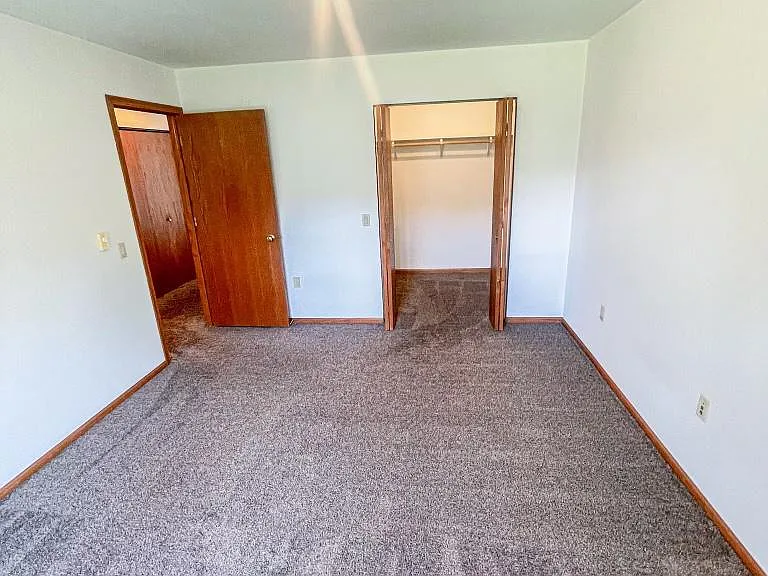 826 N Thompson Dr #4 — Photo 6