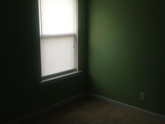 4th image of 623 McKean Dr
