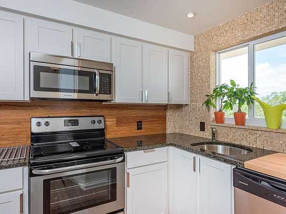2nd image of 1200 N Shore Dr NE Unit 509