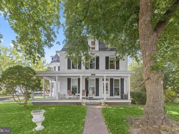 101 E Church St, Mount Airy, MD 21771