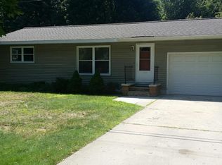 1469 Horton Rd, Muskegon, MI 49445