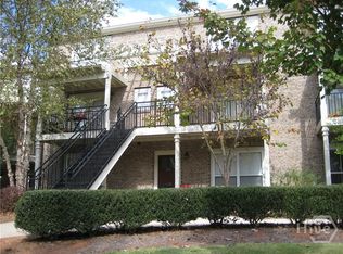 490 Barnett Shoals Rd APT 820, Athens, GA 30605