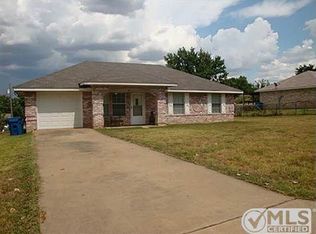 1105 Summer Wheat St, Cleburne, TX 76031