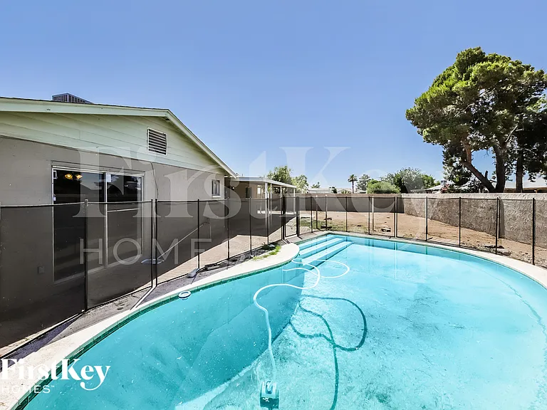 3636 W Beryl Ave — Photo 14