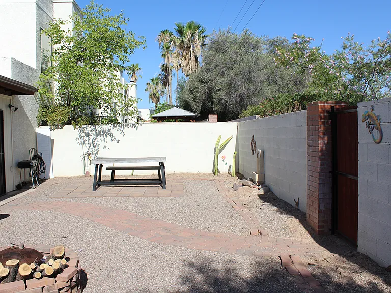 9350 E Speedway Blvd #29 — Photo 17