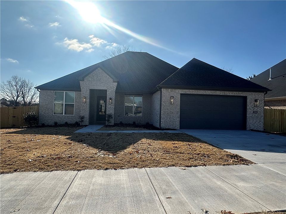 1st image of 3391 E Greystone Dr