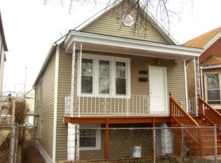 8928 S Escanaba Ave, Chicago, IL 60617