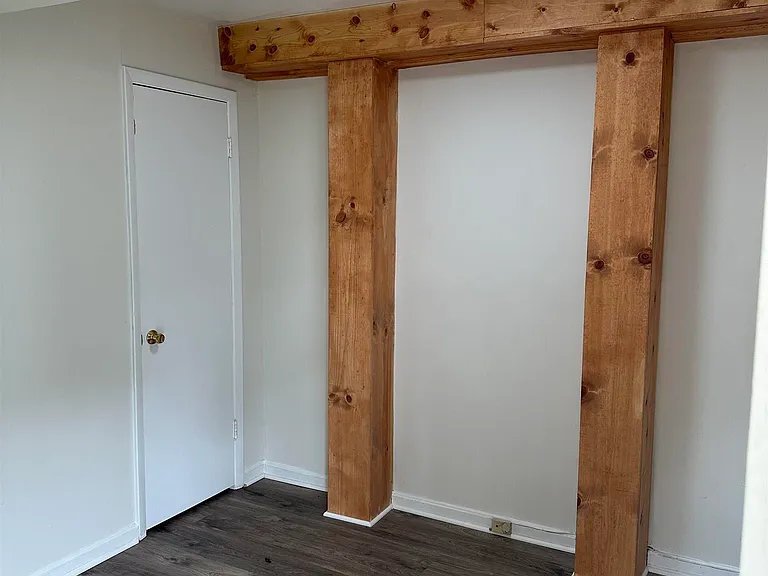 1073 Sherbrooke Cir — Photo 12
