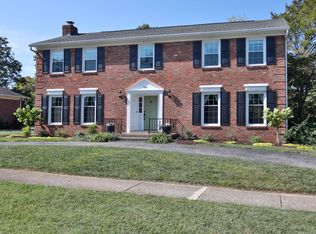 700 Bedfordshire Rd, Hurstbourne, KY 40222