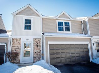 2227 Teton Pkwy, Algonquin, IL 60102