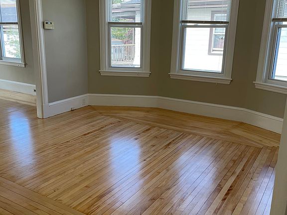 4th image of 17-19 Graves Ave #2