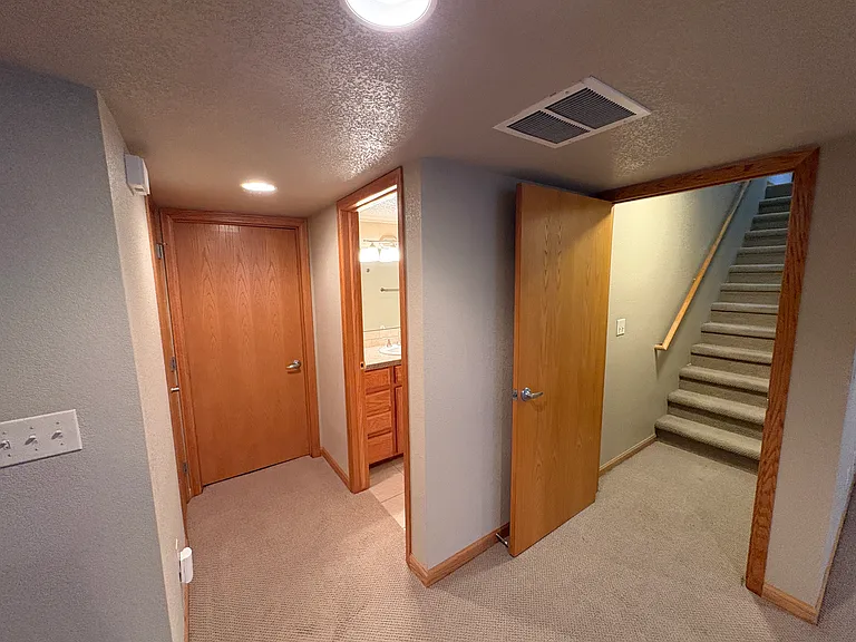 1113 Hawkeye St — Photo 37
