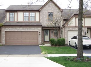 4525 Olmstead Dr, Hoffman Estates, IL 60192