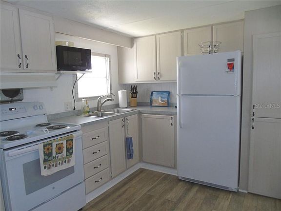 5th image of 1326 Ibis Dr