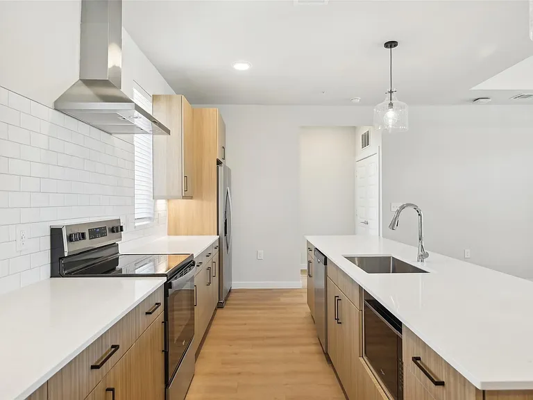 3651-823 S Custer Rd — Photo 11
