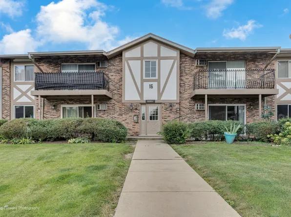 9S220 Lake Dr APT 16-109C, Willowbrook, IL 60527