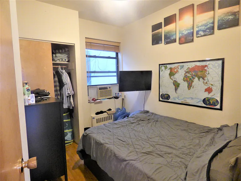 333 E 70th St #10 — Photo 10