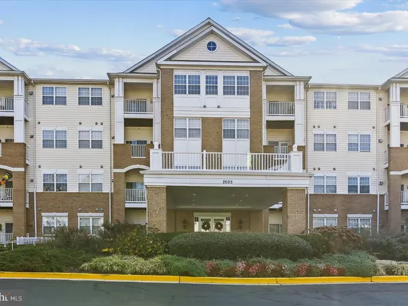 2605 Chapel Lake Dr APT 102, Gambrills, MD 21054