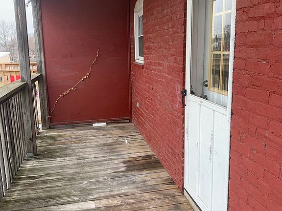 2nd image of 318 Westside Ave Floor 2