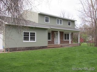 7535 E South St, Clinton, NY 13323