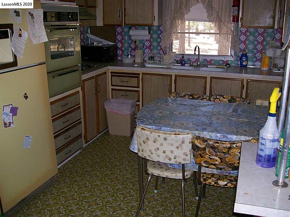 3rd image of 687-740 Walnut Way