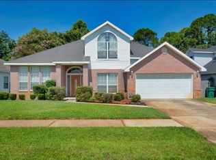 868 Mande Ct, Shalimar, FL 32579