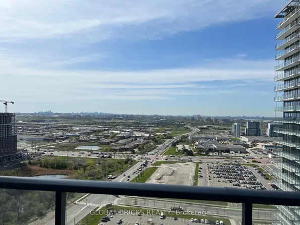 1000 Portage Pkwy, Vaughan, ON