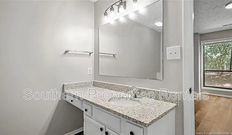 1900 Tryon Dr #3-1 — Photo 11