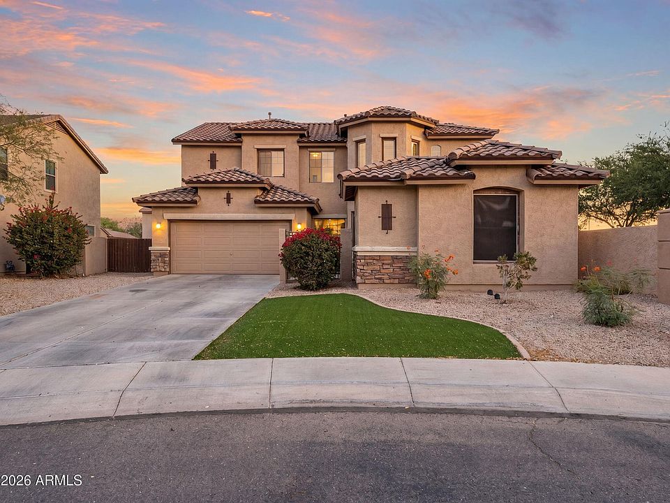 1st image of 82 W RAVEN Drive