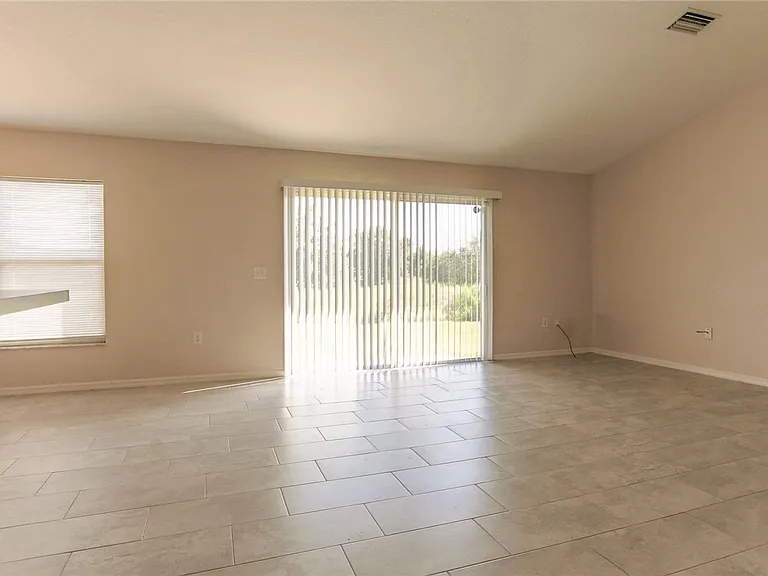 4691 SW 129th Pl — Photo 7