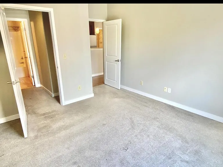 863 Flynn St #204 — Photo 7