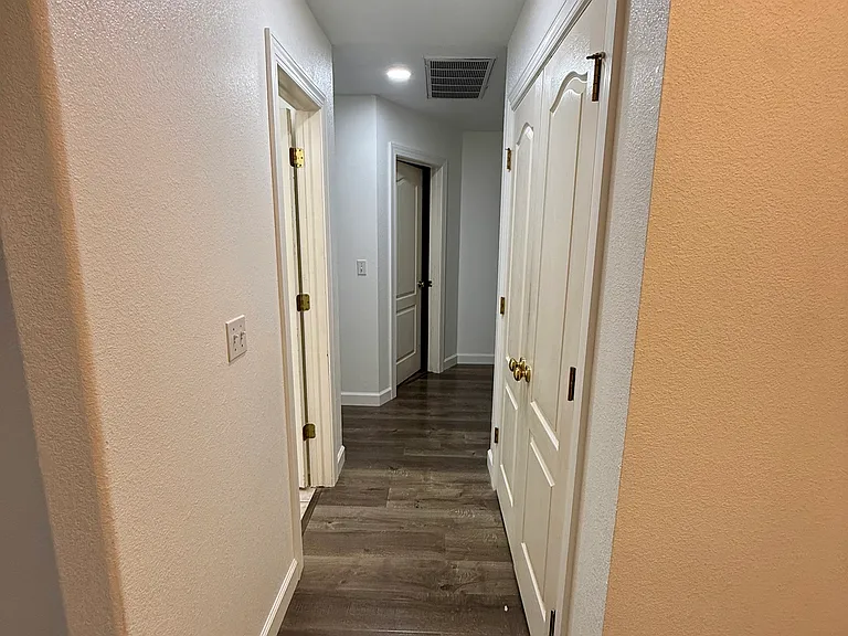 3029 Village Dr — Photo 3