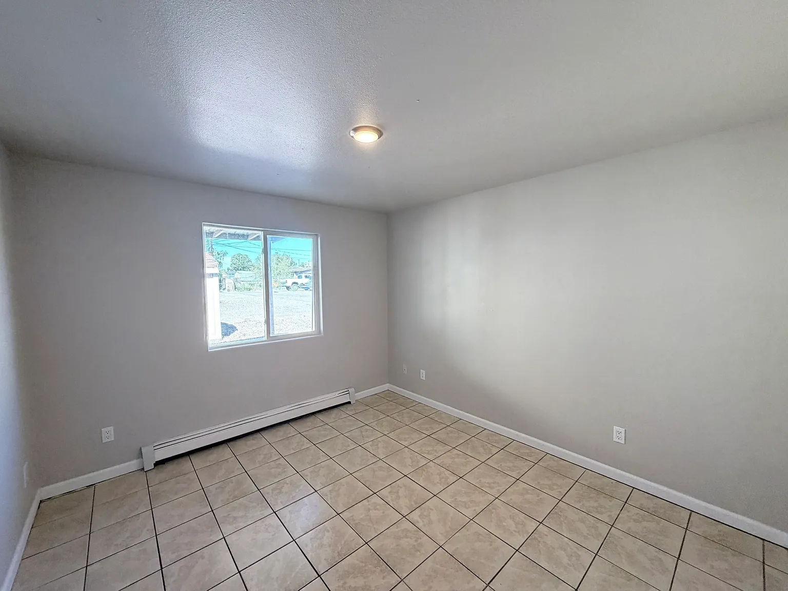 3246.5 Downey Ct - 2 — Photo 3