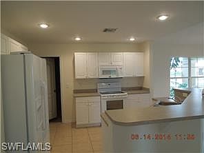5th image of 706 NW 2nd Pl