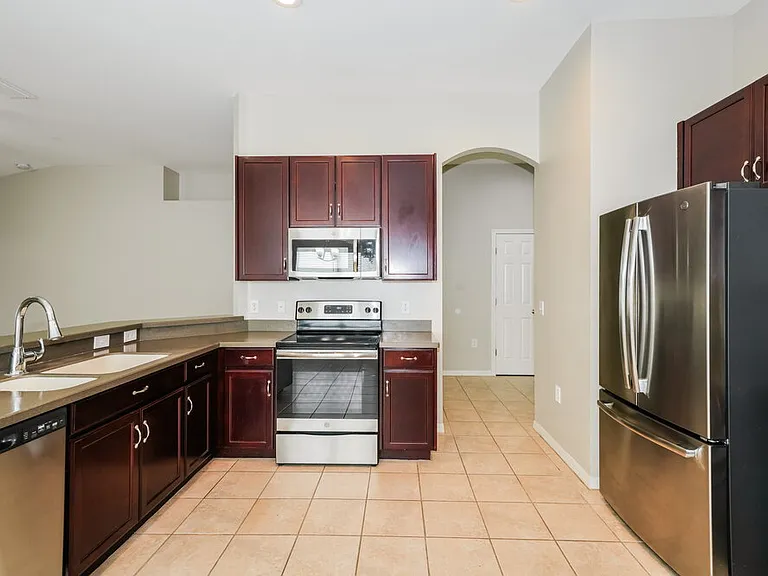 423 Fern Gulley Dr — Photo 7