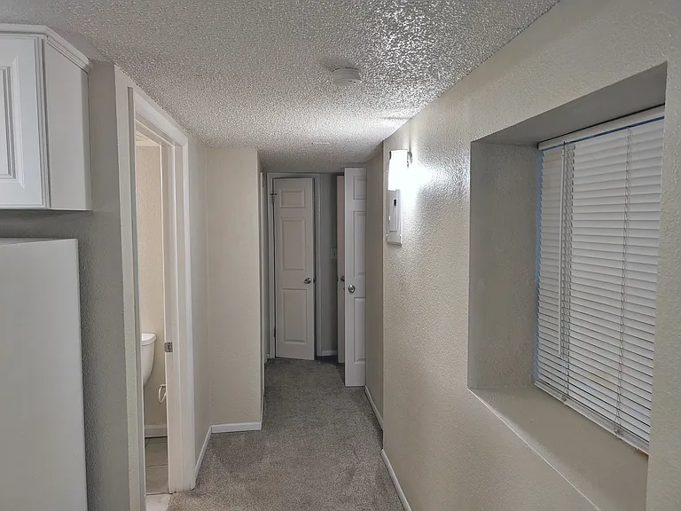 1940 W 32nd Ave #GL2 — Photo 5