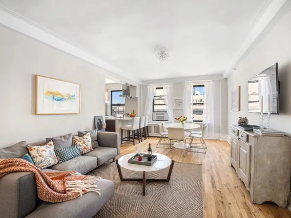 878 West End Avenue 16CD image 1 of 10