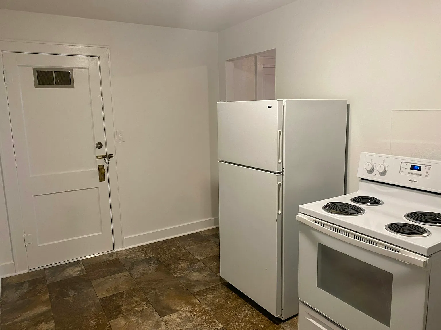 609 Saint Joseph Street, Unit 14 — Photo 2