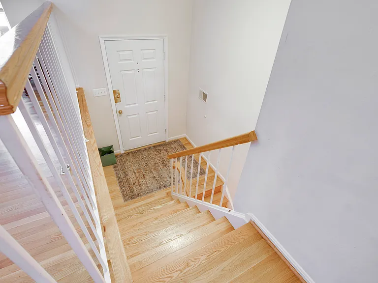 10535 Brevity Dr — Photo 16