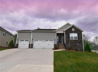 325 High Knoll Dr UNIT 84, Walkertown, NC 27051