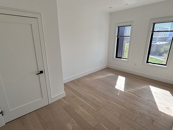 5th image of 50 Leo M Birmingham Pkwy #506