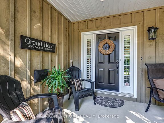 4th image of 10047 Jennison Cres