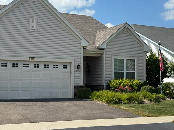 1666 Francis Dr, Hampshire, IL 60140