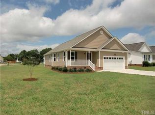 101 Greenwich Ct, Dunn, NC 28334